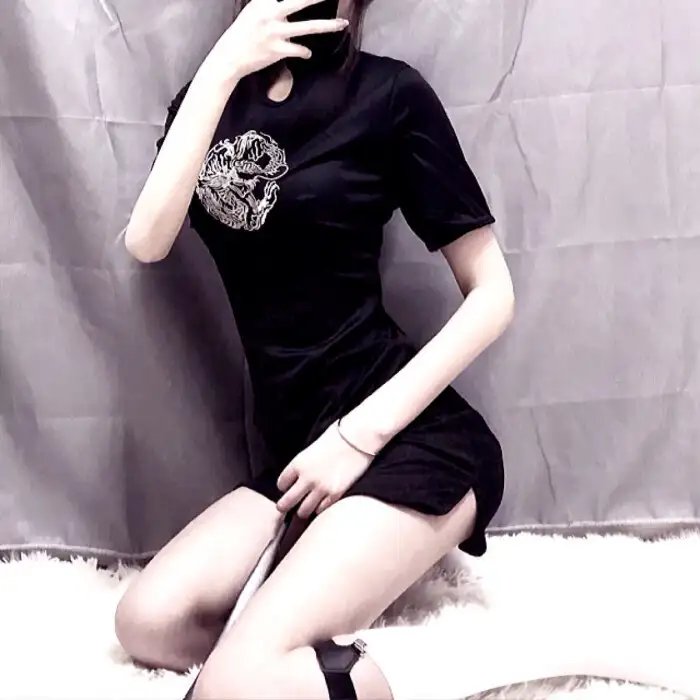 开膛街第一季海报
