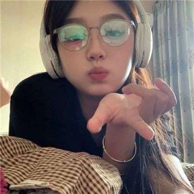 沉默是金海报
